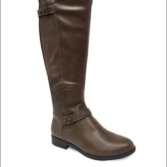 LEXIE & ABBIE Shoes - KNEE HIGH BOOTS 👢